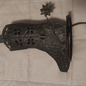 Metal Cowboy boot lamp